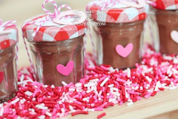 15 Charming Valentines Day Glass Jar Gift DIY Tutorial