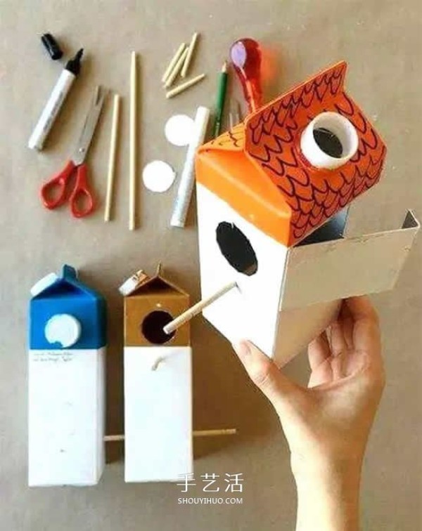 Milk carton waste is used to make beautiful birdcage decorations using small crafts