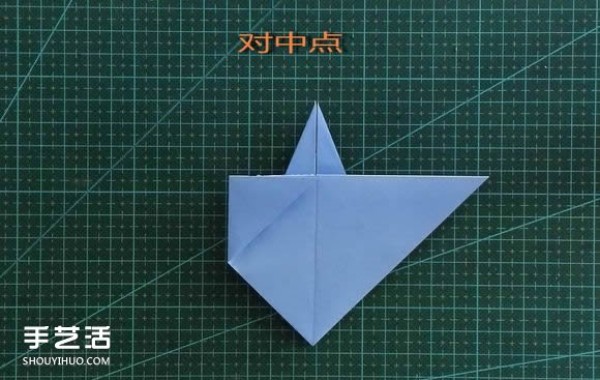 Handmade origami girls head illustration, step-by-step folding method for a girl with short hair