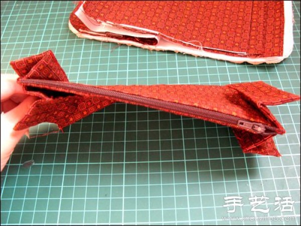 How to make a long wallet by making a homemade patchwork wallet.