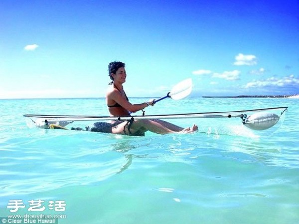 The fully transparent canoe design allows you to see the beautiful scenery of the seabed at a glance