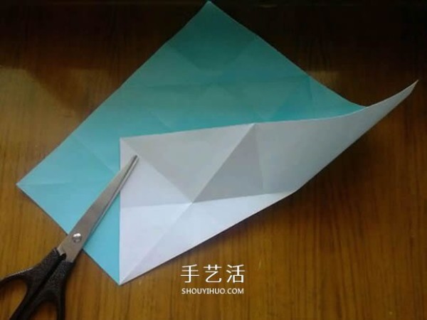 How to fold an eight-petal chrysanthemum and illustrate the 3D chrysanthemum origami tutorial for the Double Ninth Festival