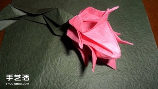 The origami method of crab claw origami, illustrated origami Christmas cactus tutorial