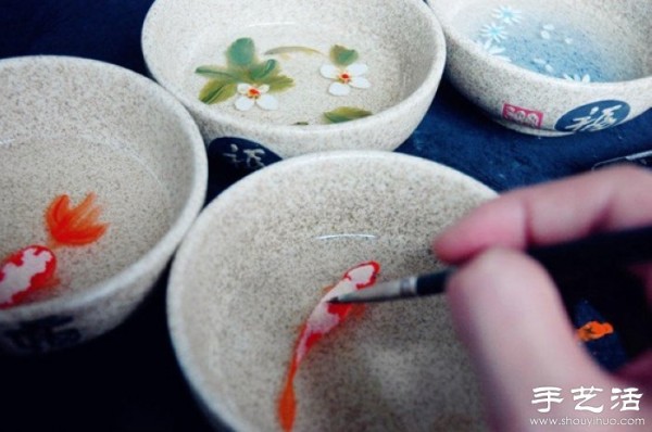 The most beautiful hand-painted resin three-dimensional paintings are lovely handmade crafts