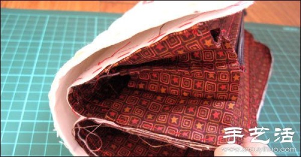 How to make a long wallet by making a homemade patchwork wallet.