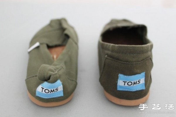 Canvas shoes can be transformed into DIY strong waterproof canvas shoes