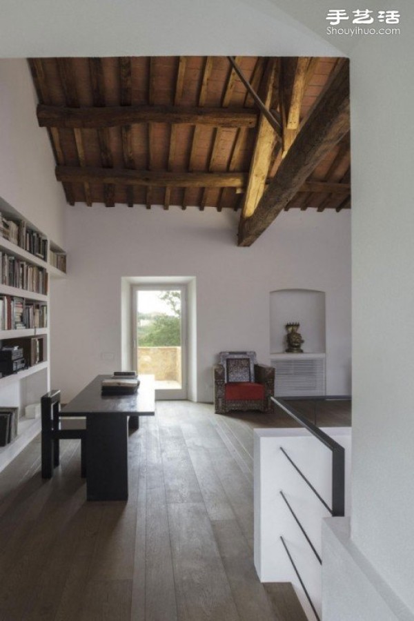 Italian farmhouse renovation and comfortable home environment decoration design