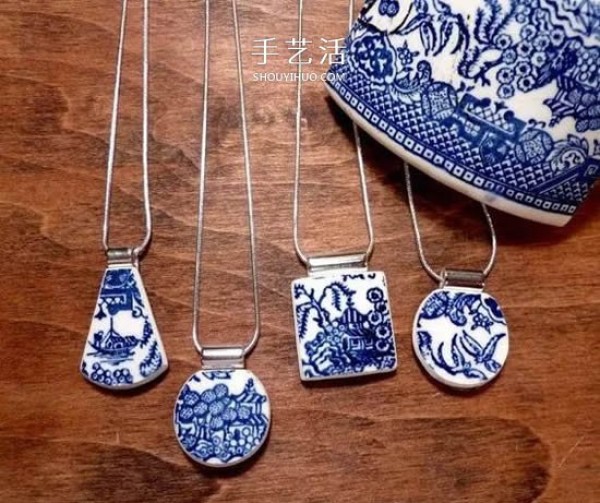 If the exquisite ceramic plate falls on the floor, then make it your only jewelry! 