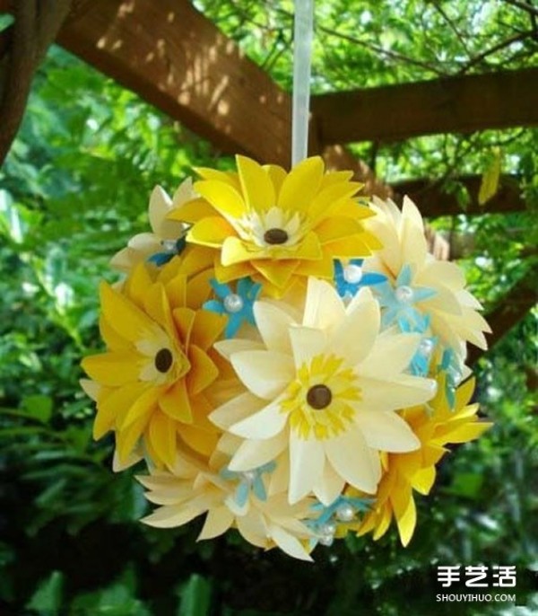 How to make paper flowers with illustrated tutorial and how to make handmade paper flowers