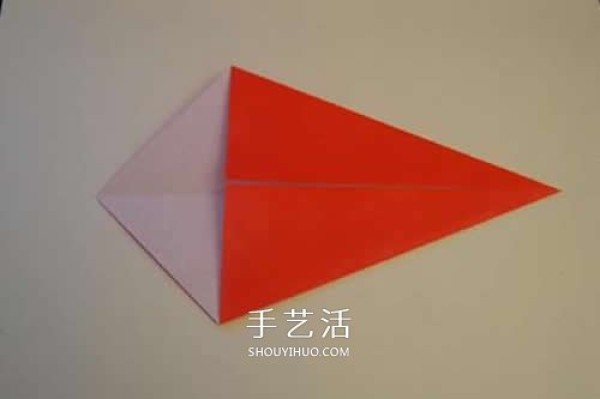 How to make an origami Christmas hat and illustrate the folding steps of a simple Christmas hat