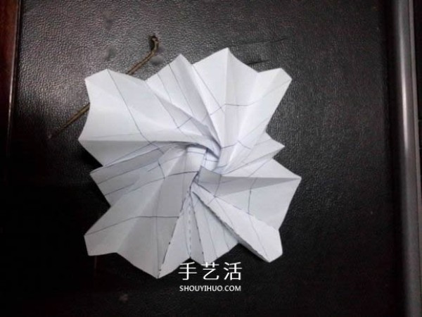 Ninis roses folding method and the steps to make a beautiful paper rose origami