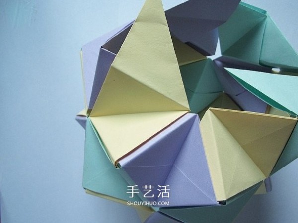 Detailed tutorial on folding paper flower balls, hand-made origami flower balls process diagram