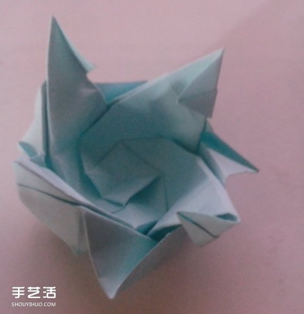 How to fold a paper rose, step by step, handmade three-dimensional rose origami illustration