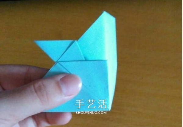 How to fold a windmill box, illustrated tutorial on how to fold a square windmill gift box