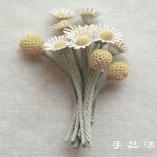 Japanese Jungjuns forest-style hand-knitted flowers