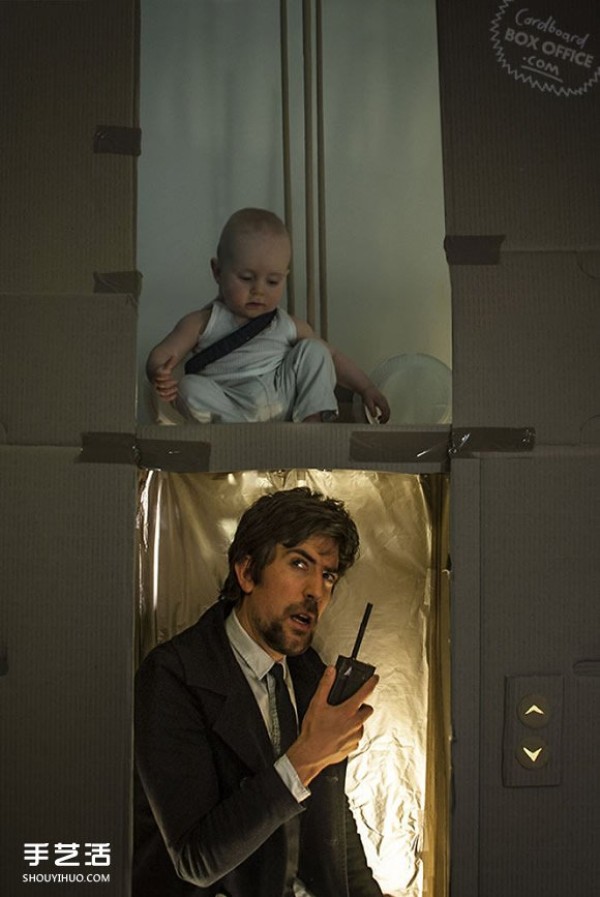 A 2-year-old baby becomes a movie actor and builds a Hollywood studio out of waste cardboard boxes