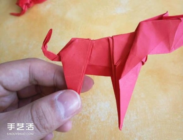 Super complex dog origami method illustrated with plastic surgery steps