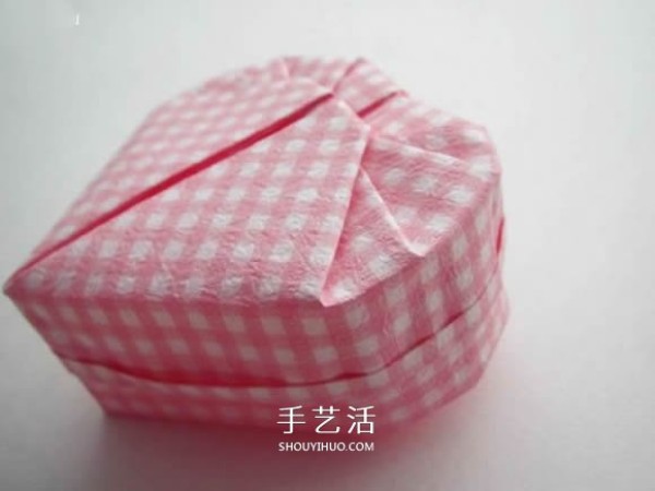 How to fold a love box and how to fold a heart-shaped carton with a lid and the steps Illustrations