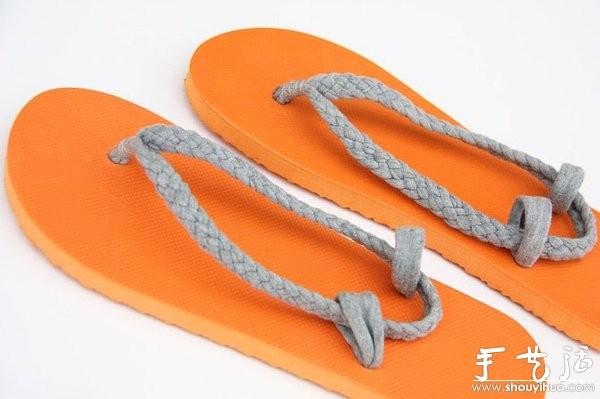 DIY method of renovating old items of flip-flops