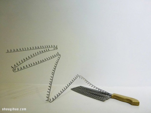 Metal engraving: The work of uncanny workmanship is carved on the kitchen knife