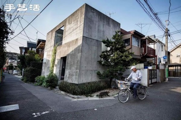 Tokyos small and novel building design through the photographers lens