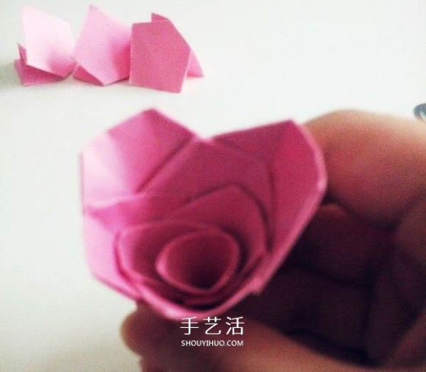 Illustration of how to fold a beautiful origami red rose for Valentines Day