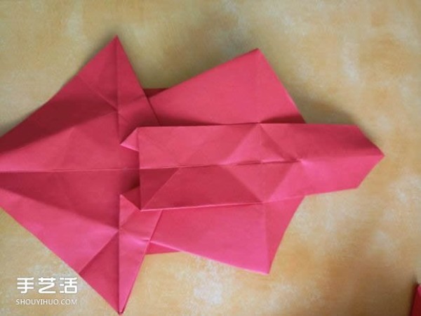 Super complex dog origami method illustrated with plastic surgery steps