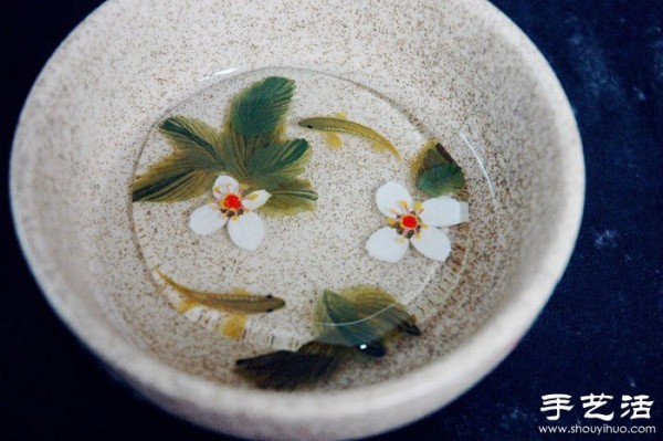 The most beautiful hand-painted resin three-dimensional paintings are lovely handmade crafts