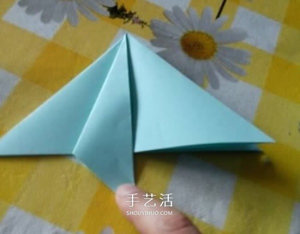 How to Fold Lily Flowers Illustrated Tutorial Process Steps of Origami Lily