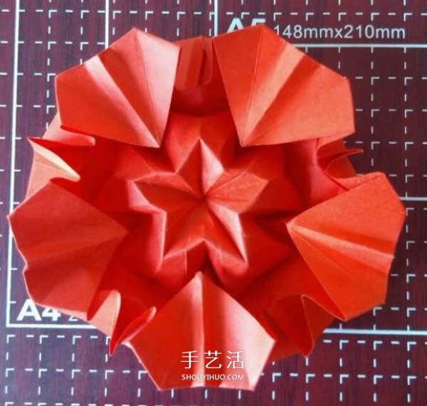 How to fold a beautiful five-pointed star flower with five love petals and illustrations