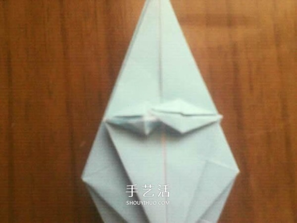 How to fold an eight-petal chrysanthemum.Illustrated three-dimensional chrysanthemum origami tutorial for Double Ninth Festival