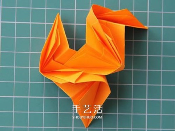 The folding tutorial of combining roses can also make a rose ball