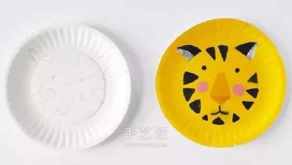 Kindergarten dinner plate painting works: draw cartoon animals on the dinner plate