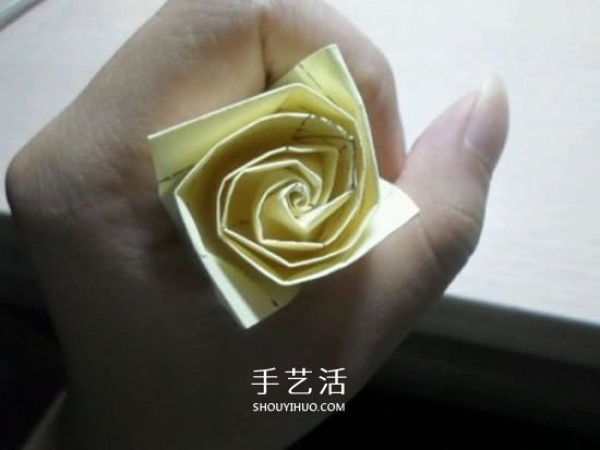 How to fold a rose with a diagram and the folding method of a rose is simple and easy to learn