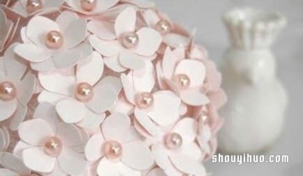 Super simple DIY handmade illustrated tutorial of beautiful decorative flower balls