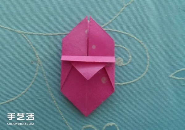 Childrens origami box tutorial, simple how to fold a paper box with illustrations