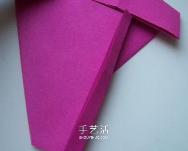 Simple shoe folding method illustrates how to fold womens paper shoes