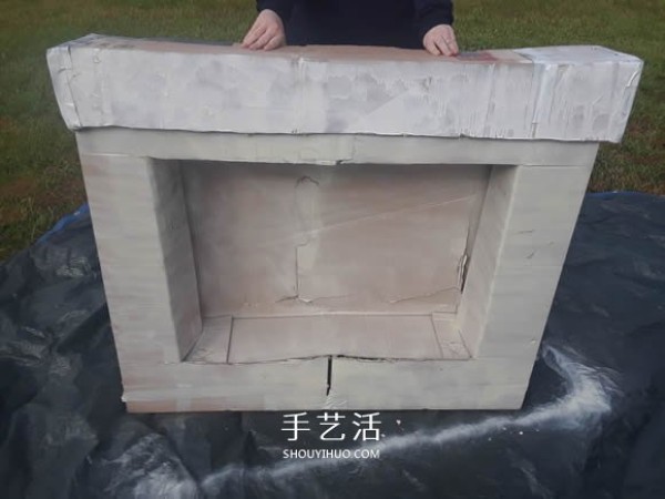 Tutorial on how to make your own artificial Christmas fireplace