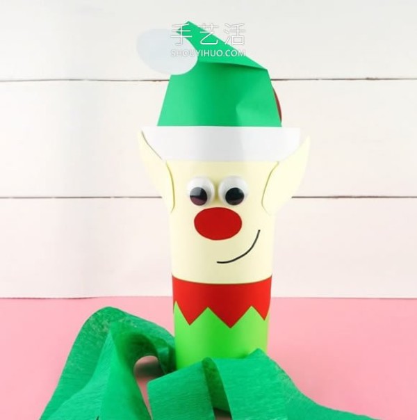 Tutorial on how to make a handmade Christmas elf windsock in kindergarten