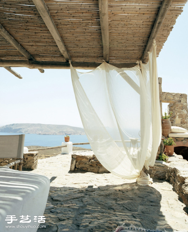 VILLA DRAKOTHEA hotel design in Mykonos, Greece