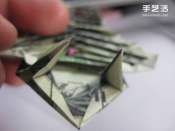 How to fold origami dollar carp and how to fold carp with dollars