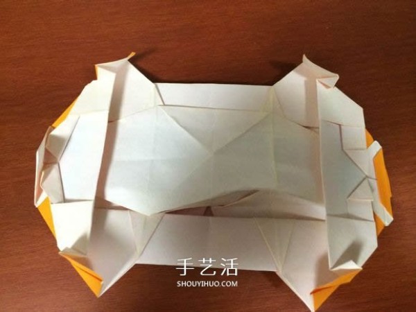 How to fold a complex three-dimensional sports car with detailed steps of origami sports car