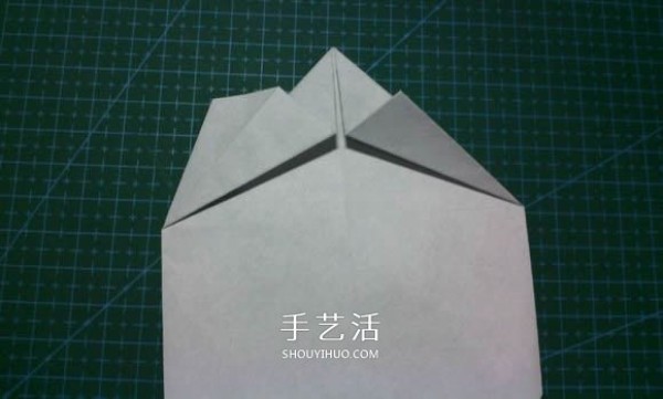 Fold a national treasure and come out! Illustration of the origami method of cute giant panda