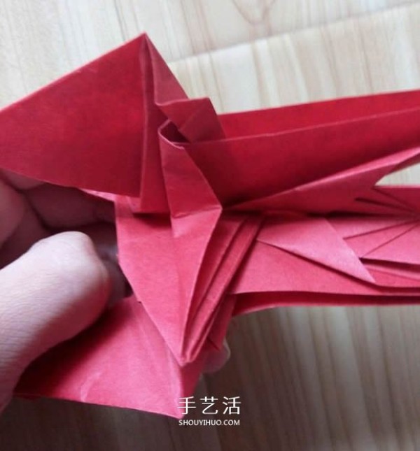 The process of folding the auspicious beast Kirin, the illustrated process of folding the Origami Tetsushi Kamiyas Kirin