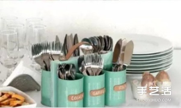 Use DIY handmade kitchen utensil shelves from iron can waste