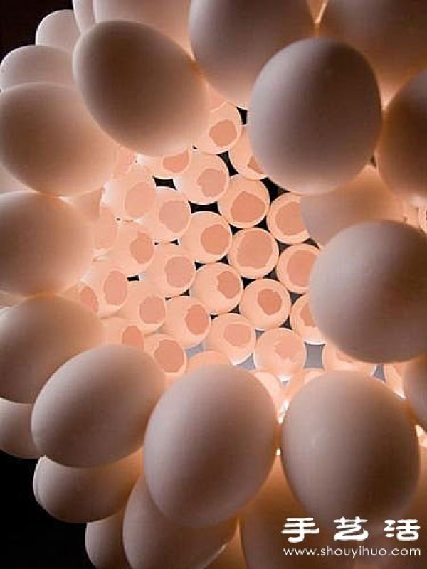 Egg shells are turned into treasures to make exquisite hand-made lampshades/lamps