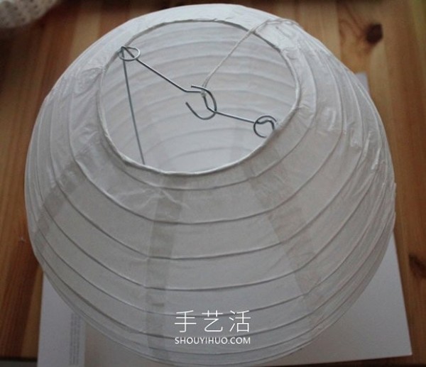 Tutorial on how to make paper lanterns for the Lunar New Year and the Year of the Sheep