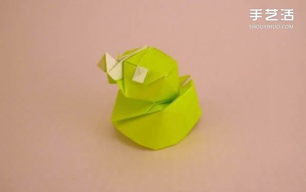 Three-dimensional duck origami step-by-step drawing and duck folding tutorial illustration