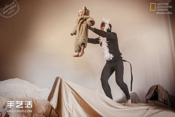 A 2-year-old baby becomes a movie actor and builds a Hollywood studio out of waste cardboard boxes