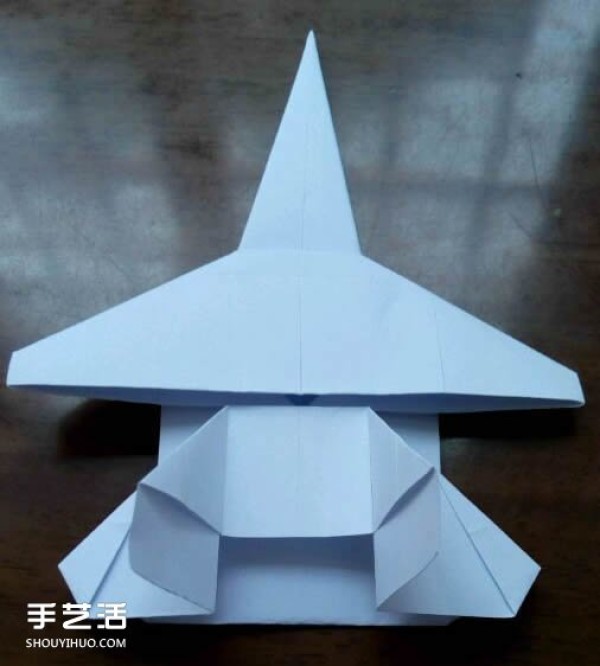 How to use paper to fold a fighter jet and illustrate how to fold an A4 paper fighter jet